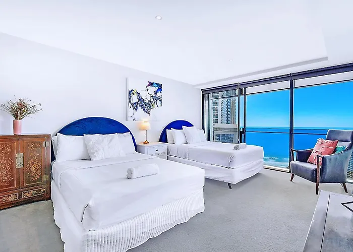 Luxury Three-Bedroom Apartment